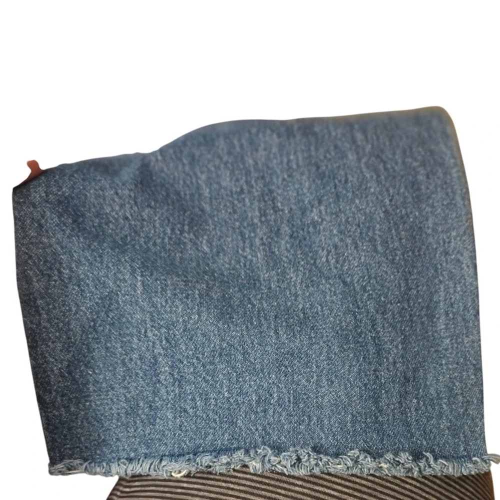 Levi's '94 Baggy Jeans Medium Wash Frayed Hem Straight Leg Women's Size 30